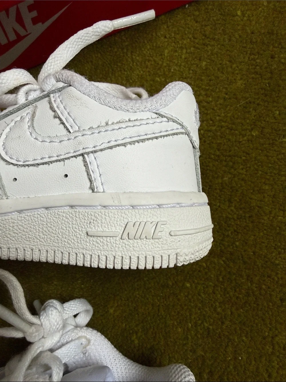 Nike Kids Air Max White Low-Top Sneakers Size 4C